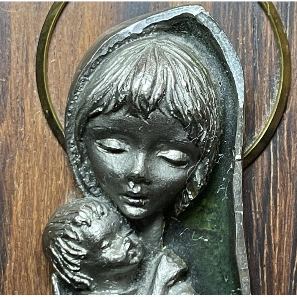 Vintage Peltro Cesselato A Mano Madonna Pewter Sculpture Wood Easel Frame Italy - Picture 11 of 12